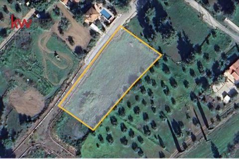 3375m2 Land in Lythrodontas, Nicosia,  No. 39983