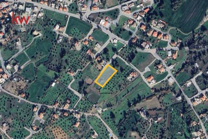 3375m2 Land in Lythrodontas, Nicosia, Cyprus No. 39983