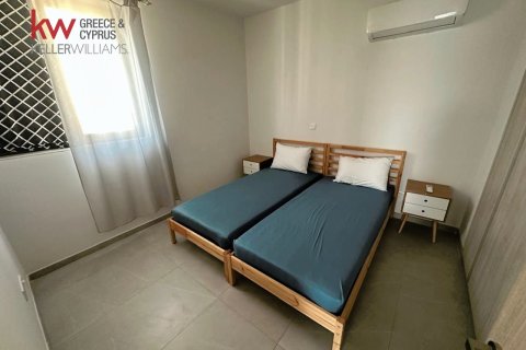 2 bedrooms Apartment in Larnaca, Larnaka,  No. 39978 3