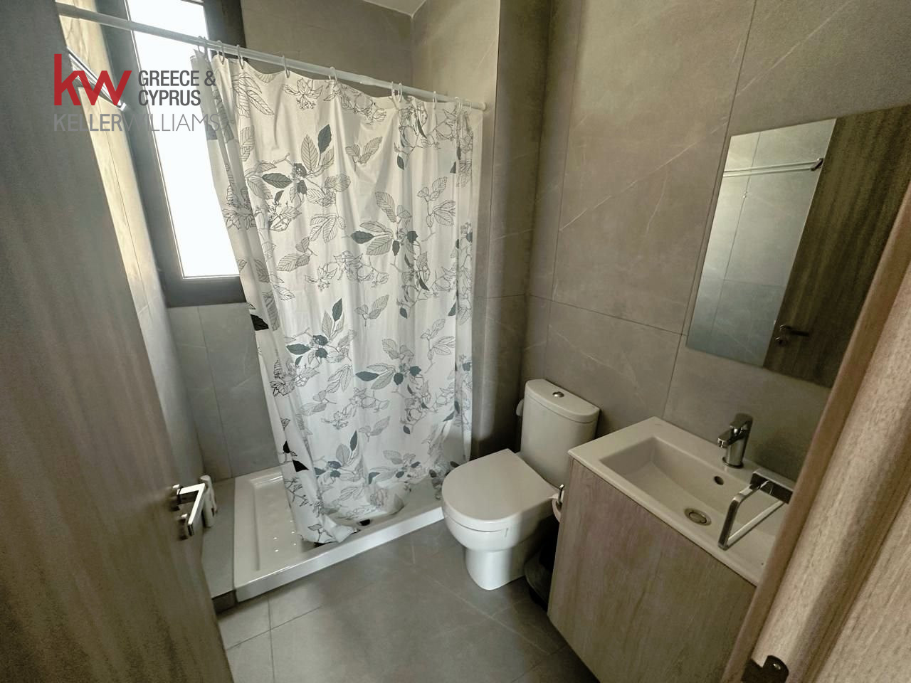 2 dormitorios Apartamento en Larnaca, Larnaka, Chipre No. 39978