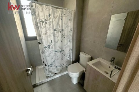 2 bedrooms Apartment in Larnaca, Larnaka,  No. 39978 4