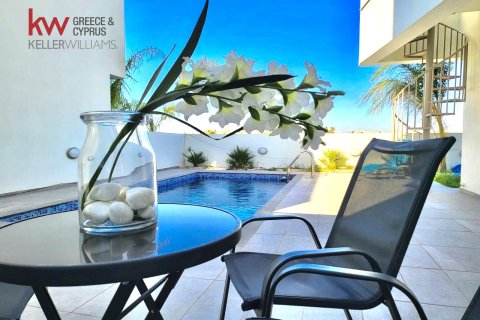 3 bedrooms Villa in Livadia, Larnaka,  No. 39979