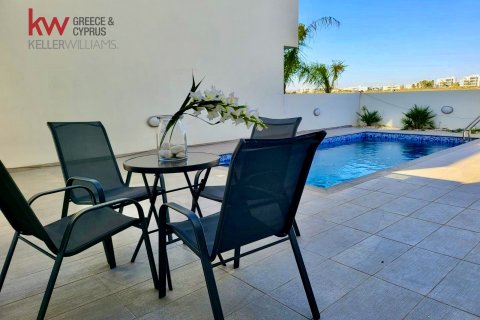 3 bedrooms Villa in Livadia, Larnaka,  No. 39979 2