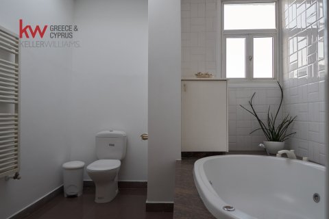 3 bedrooms Duplex in Larnaca, Larnaka,  No. 39977 19