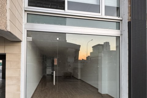 70m2 Shop in Larnaca, Larnaka,  No. 39982