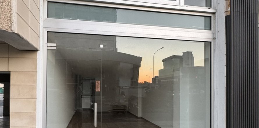 70m2 Shop in Larnaca, Larnaka,  No. 39982