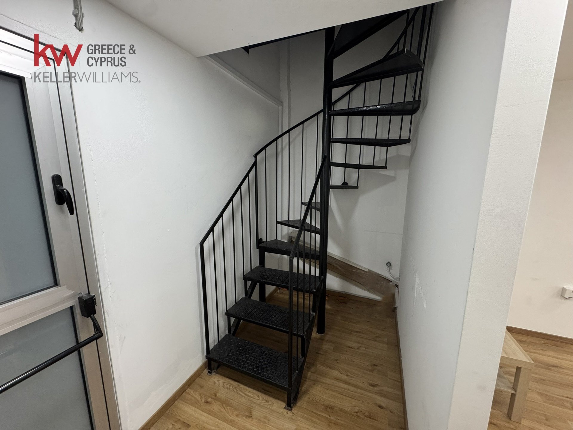 70m2 Shop in Larnaca, Larnaka, Cyprus No. 39982