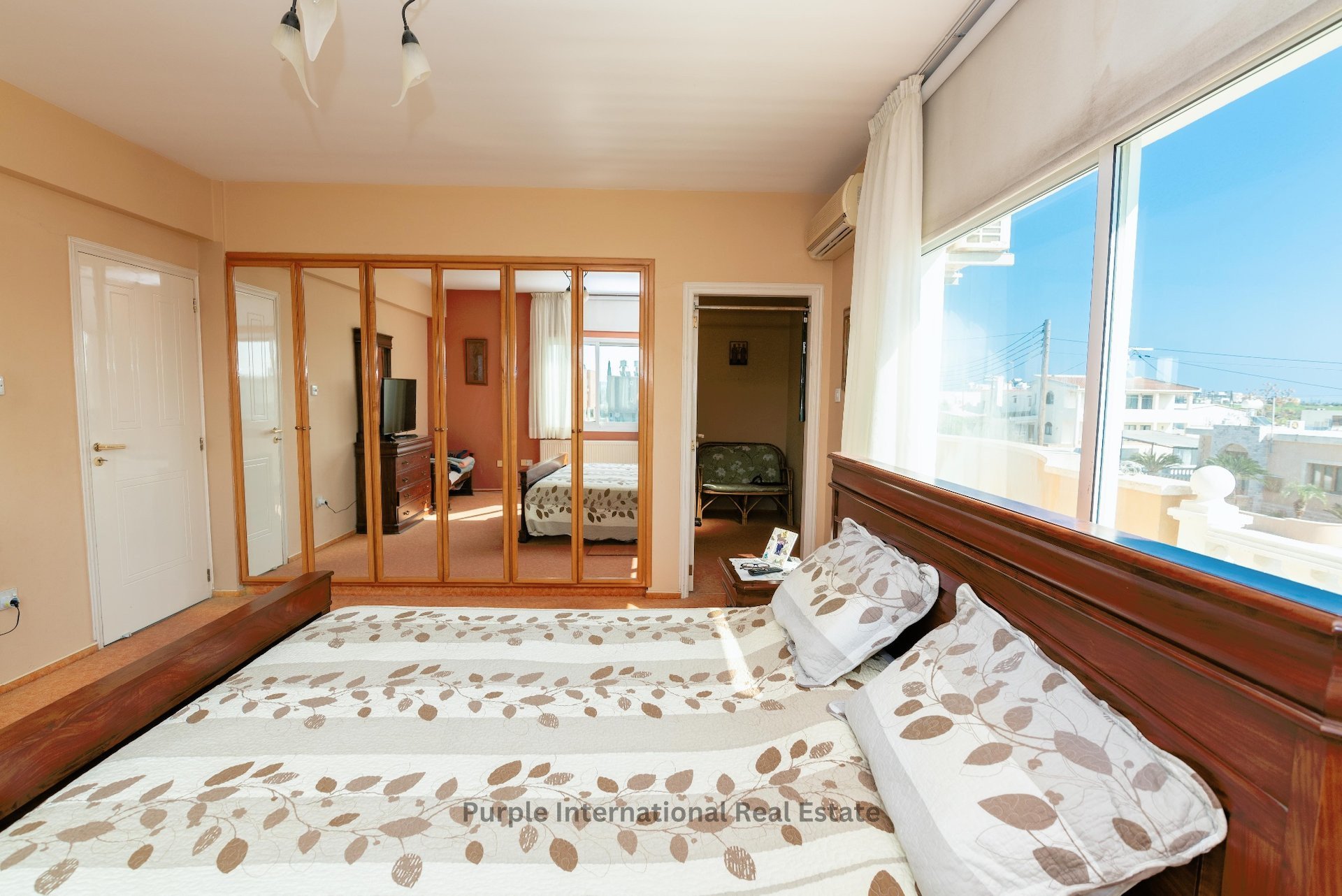 4 bedrooms Villa in Paralimni, Ammochostos, Cyprus No. 36246