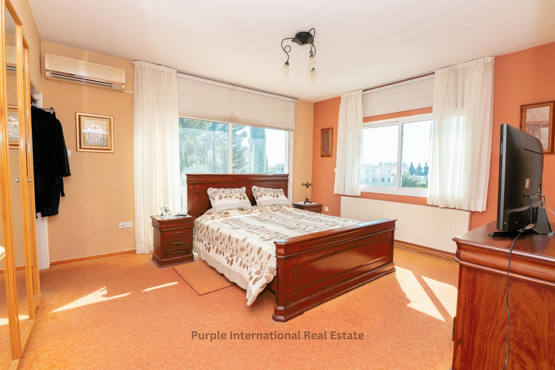 4 bedrooms Villa in Paralimni, Ammochostos, Cyprus No. 36246