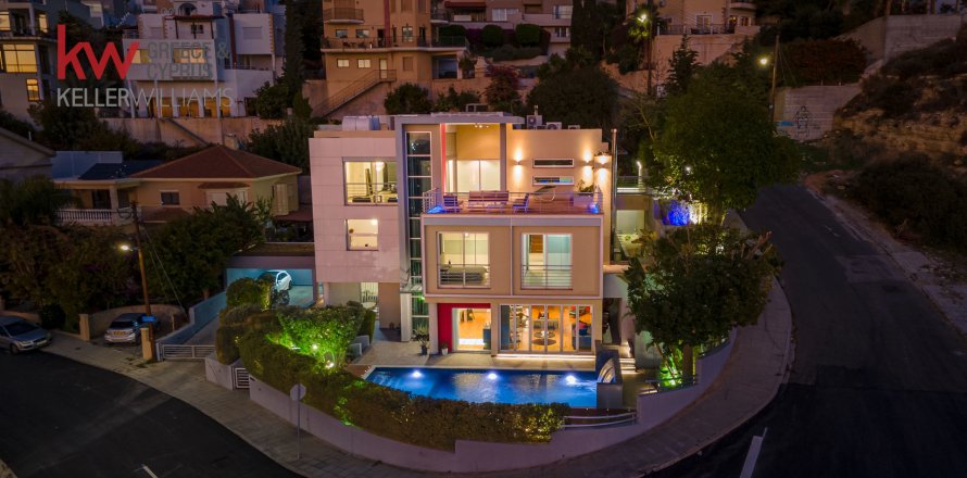 6 chambres Villa à Limassol,  No. 40487