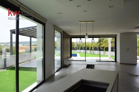 4 bedrooms Villa in Paralimni, Ammochostos,  No. 40489 15