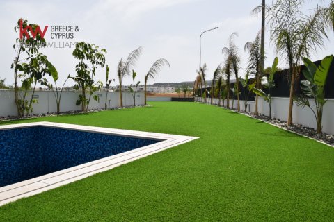 4 bedrooms Villa in Paralimni, Ammochostos,  No. 40489 5