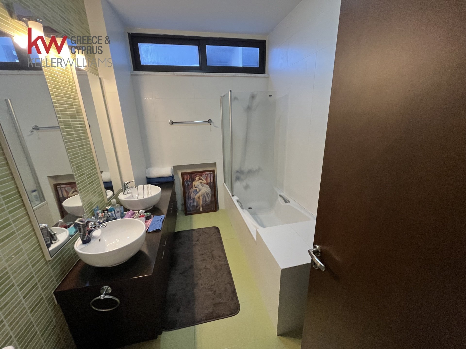 4 bedrooms Villa in Larnaca, Larnaka, Cyprus No. 40493
