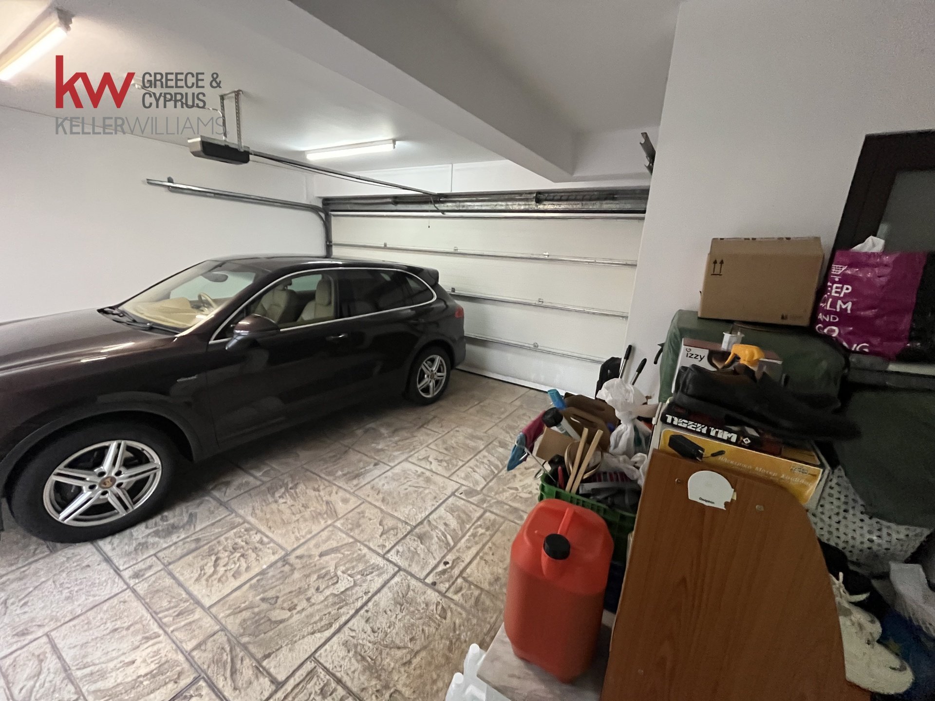4 bedrooms Villa in Larnaca, Larnaka, Cyprus No. 40493