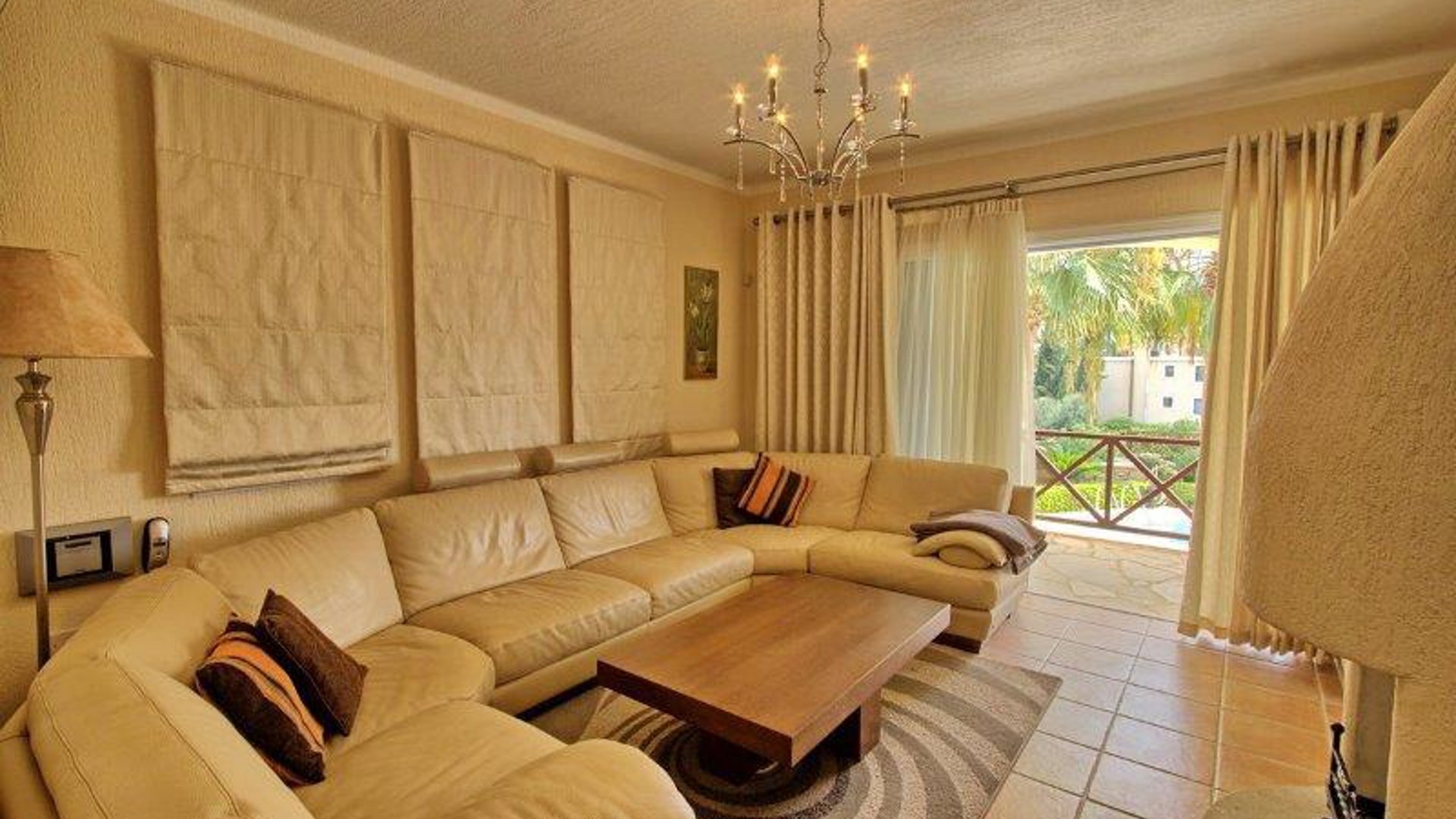 4 bedrooms Villa in Chloraka, Paphos, Cyprus No. 26108