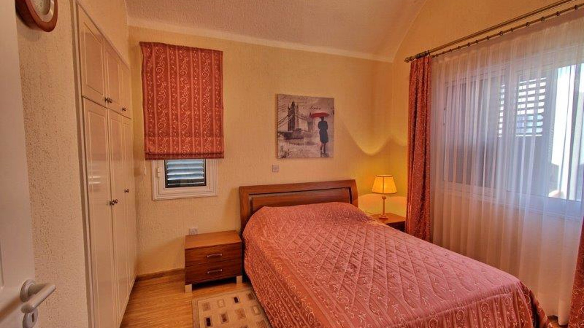 4 bedrooms Villa in Chloraka, Paphos, Cyprus No. 26108