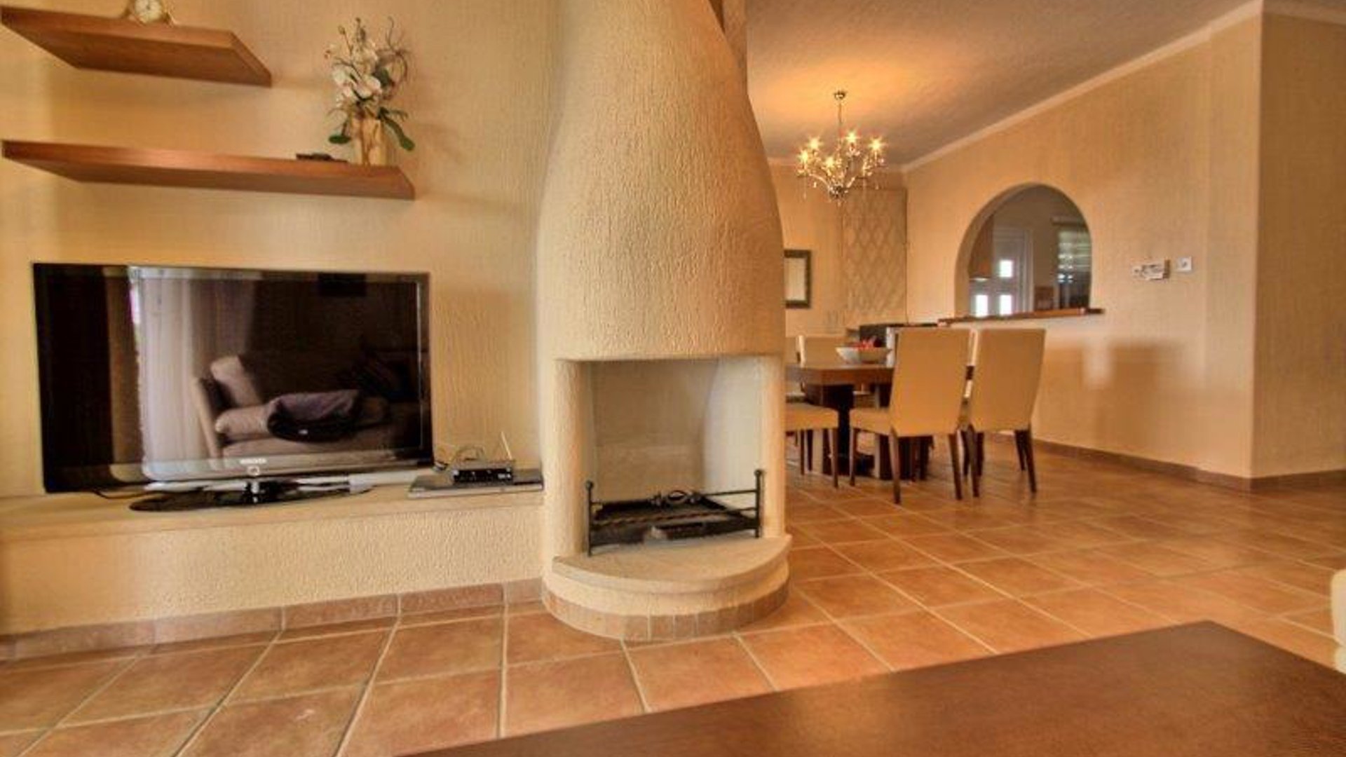 4 bedrooms Villa in Chloraka, Paphos, Cyprus No. 26108