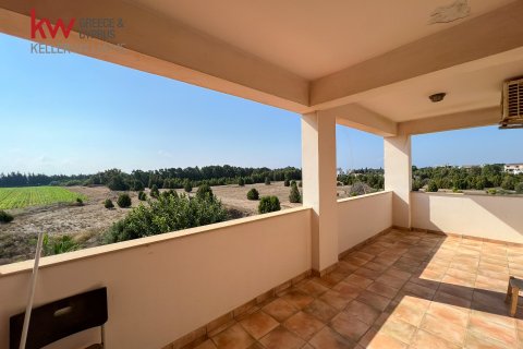 4 bedrooms Villa in Kiti, Larnaka,  No. 40233 17