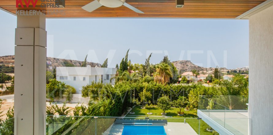 4 chambres Villa à Agios Tychonas, Limassol,  No. 40228