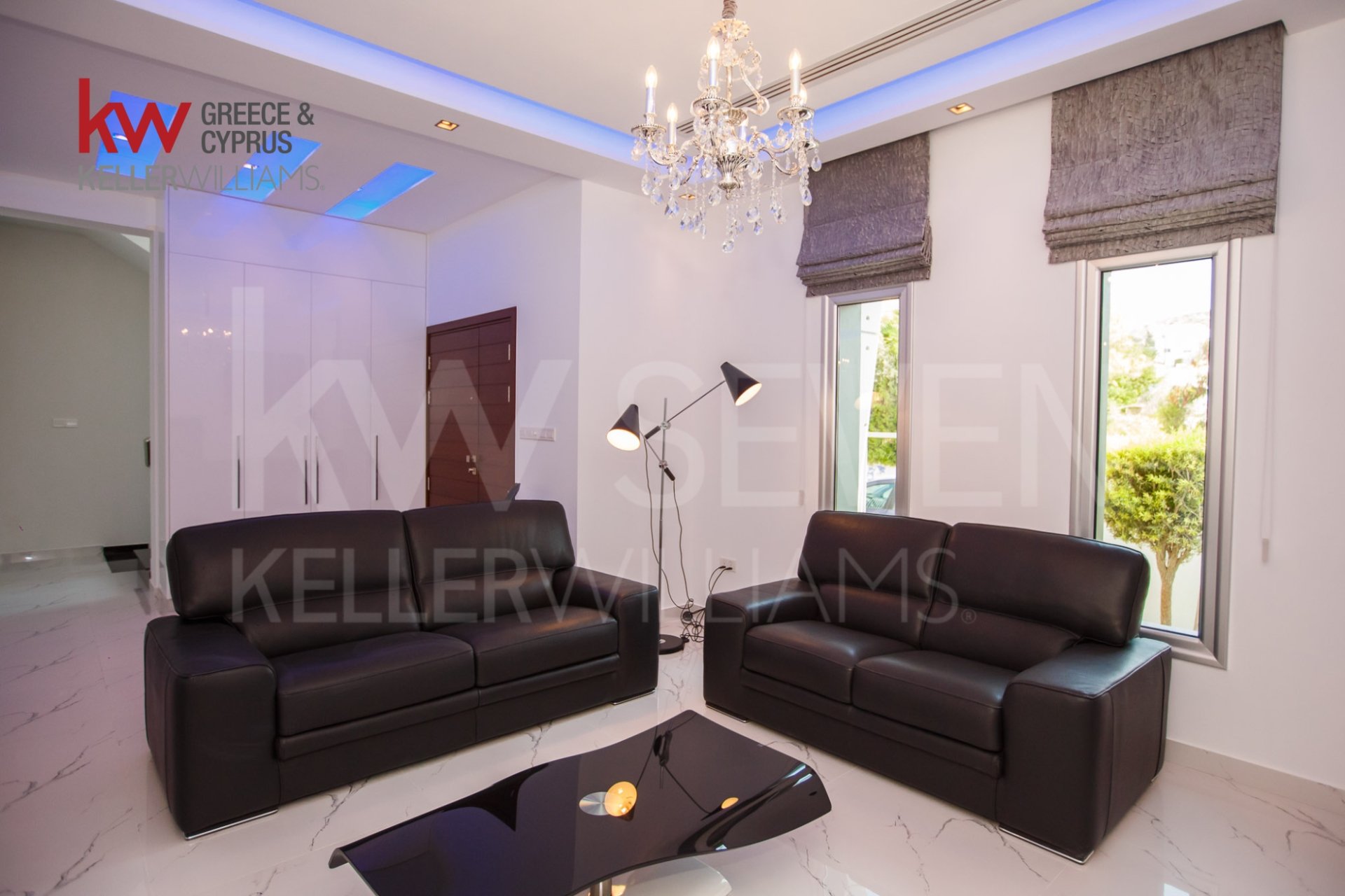 4 bedrooms Villa in Agios Tychonas, Limassol, Cyprus No. 40228