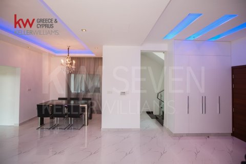 4 chambres Villa à Agios Tychonas, Limassol,  No. 40228 10