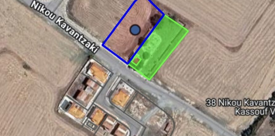 1152m2 Land in Larnaca, Larnaka,  No. 40231