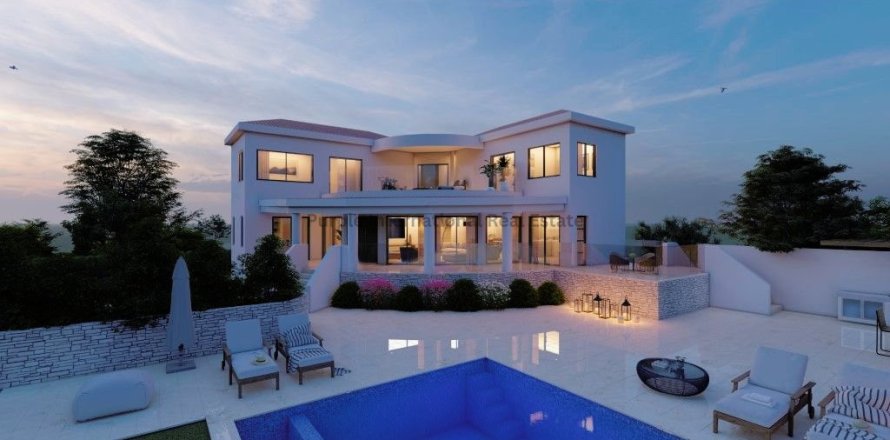 5 bedrooms Villa in Sea Caves, Pegeia, Paphos,  No. 35179