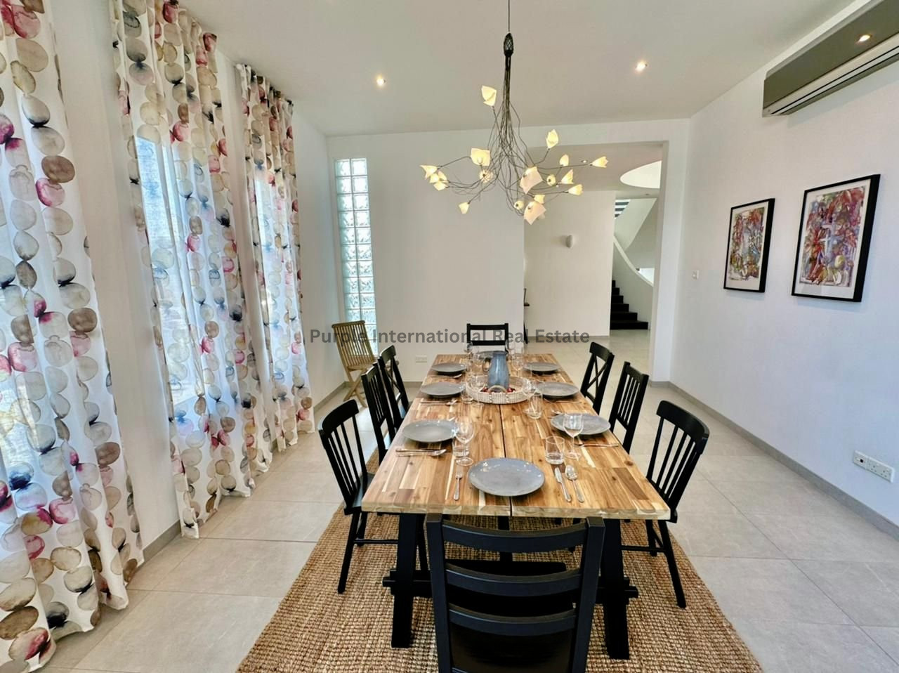 5 bedrooms Villa in Aradippou, Larnaka, Cyprus No. 35180
