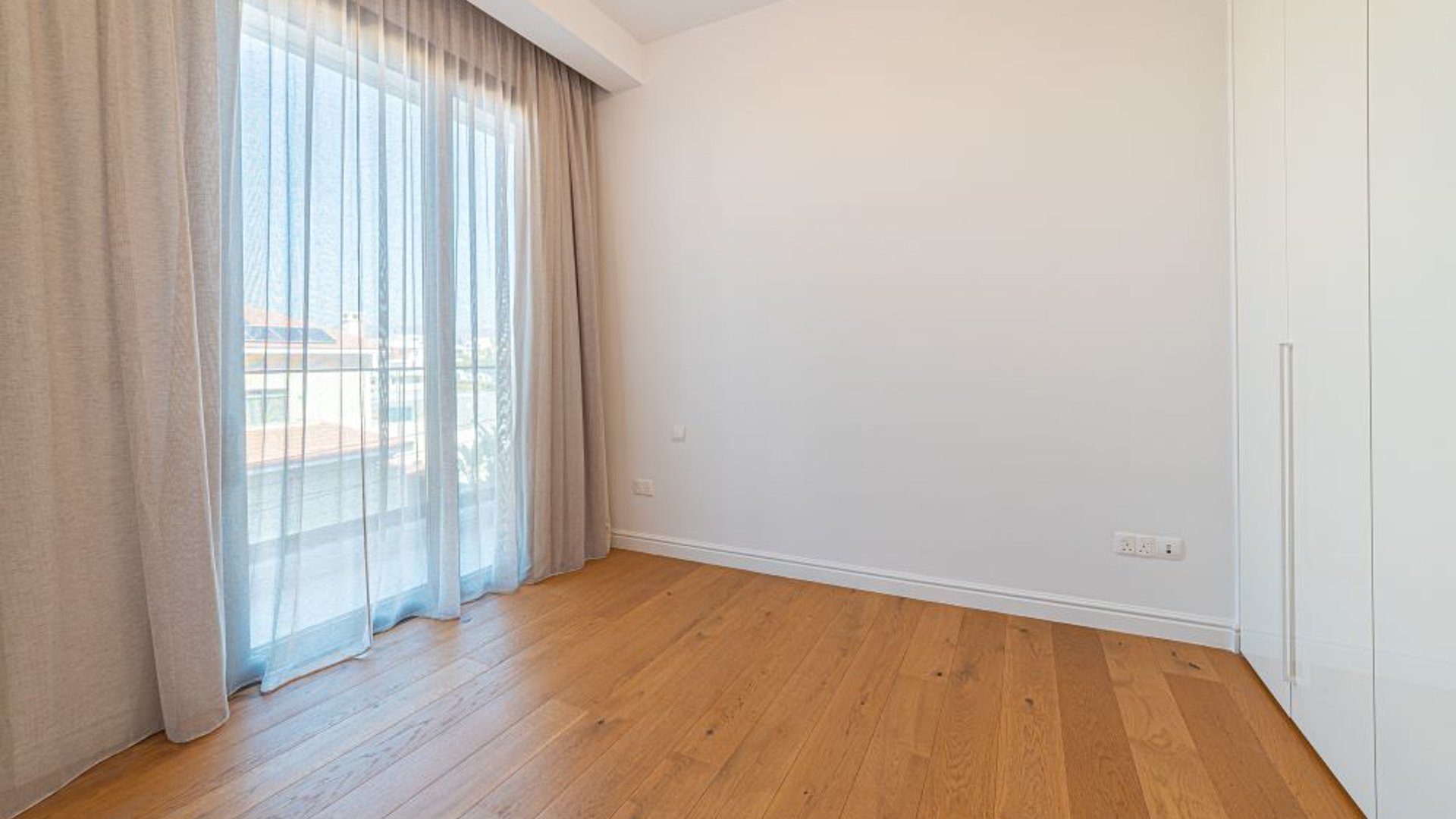 4 bedrooms Apartment in Papas, Limassol, Cyprus No. 30839