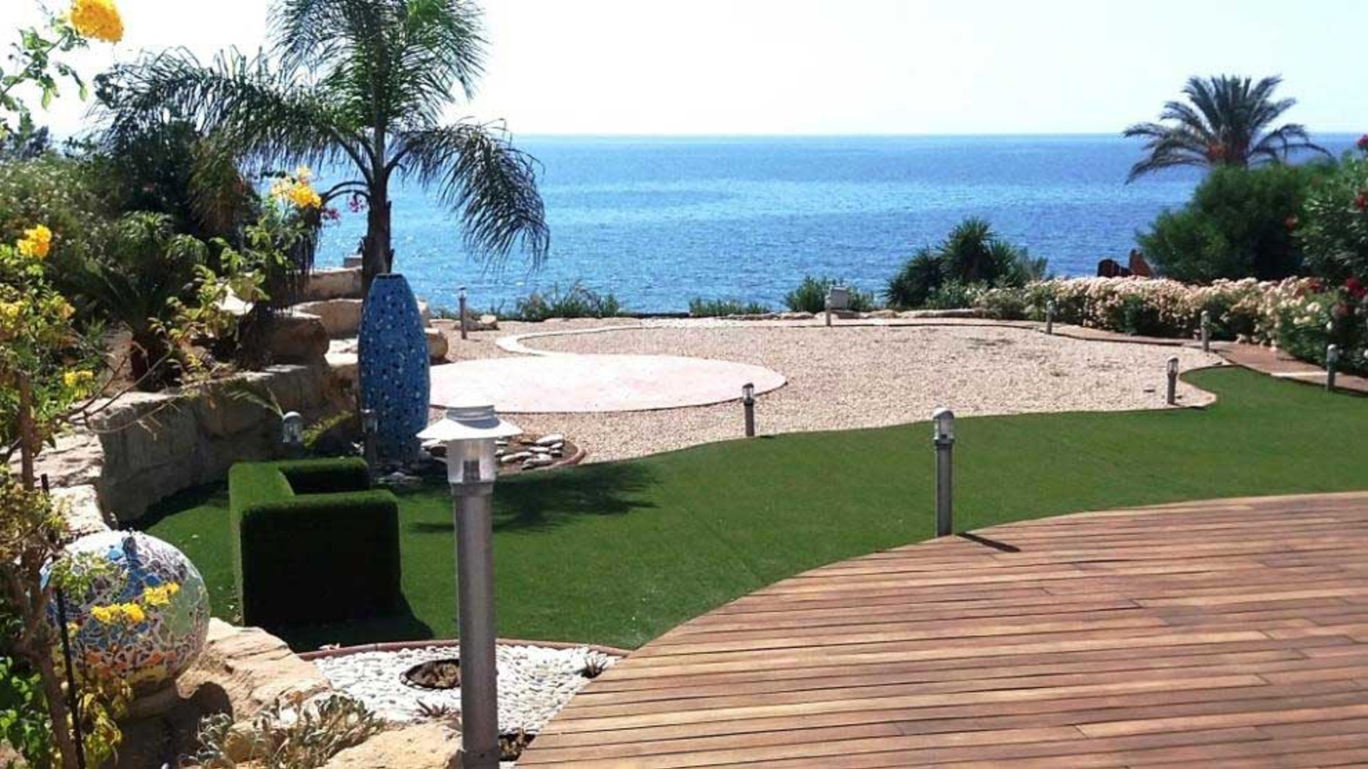 4 bedrooms Villa in Zygi, Larnaka, Cyprus No. 25663