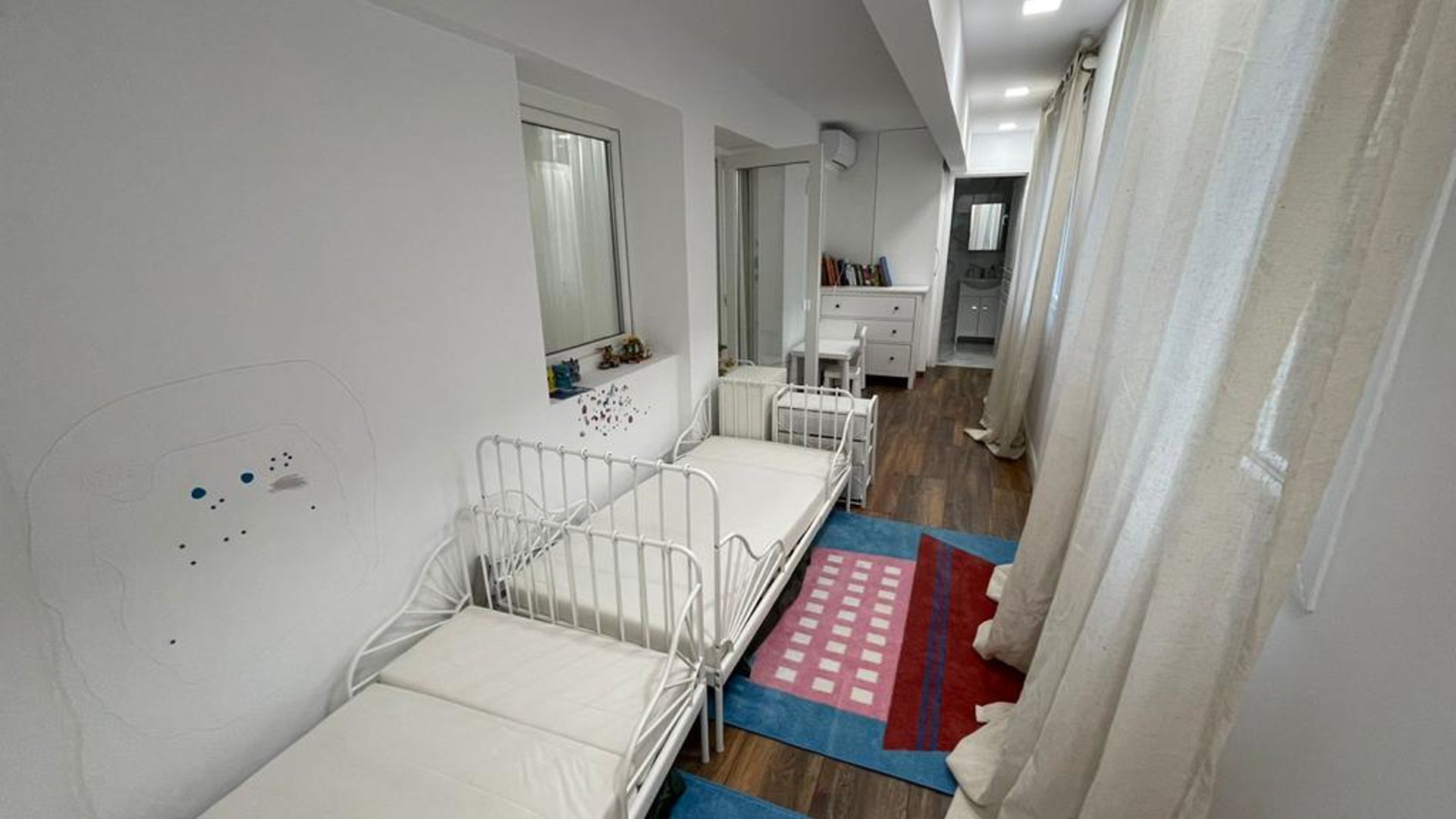 4 bedrooms Apartment in Limassol, Cyprus No. 25668