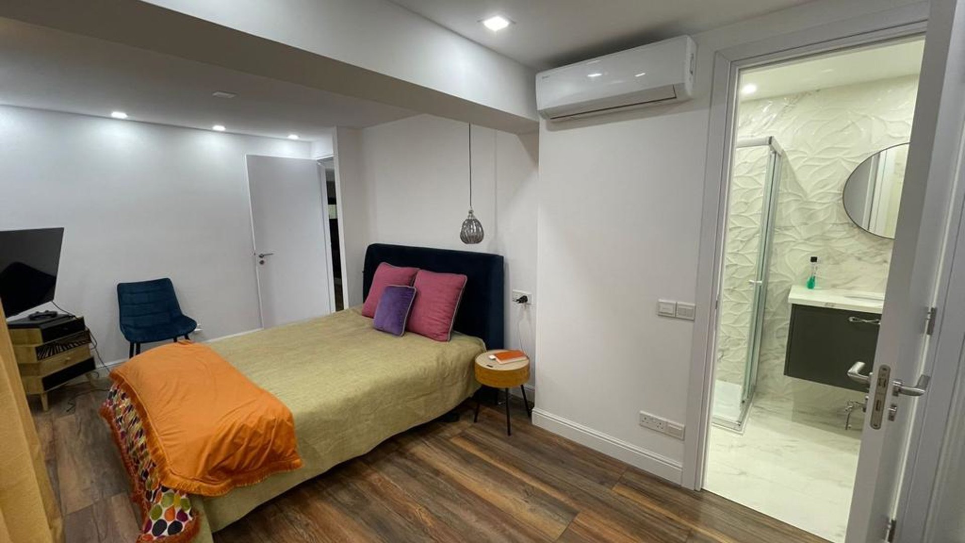 4 bedrooms Apartment in Limassol, Cyprus No. 25668
