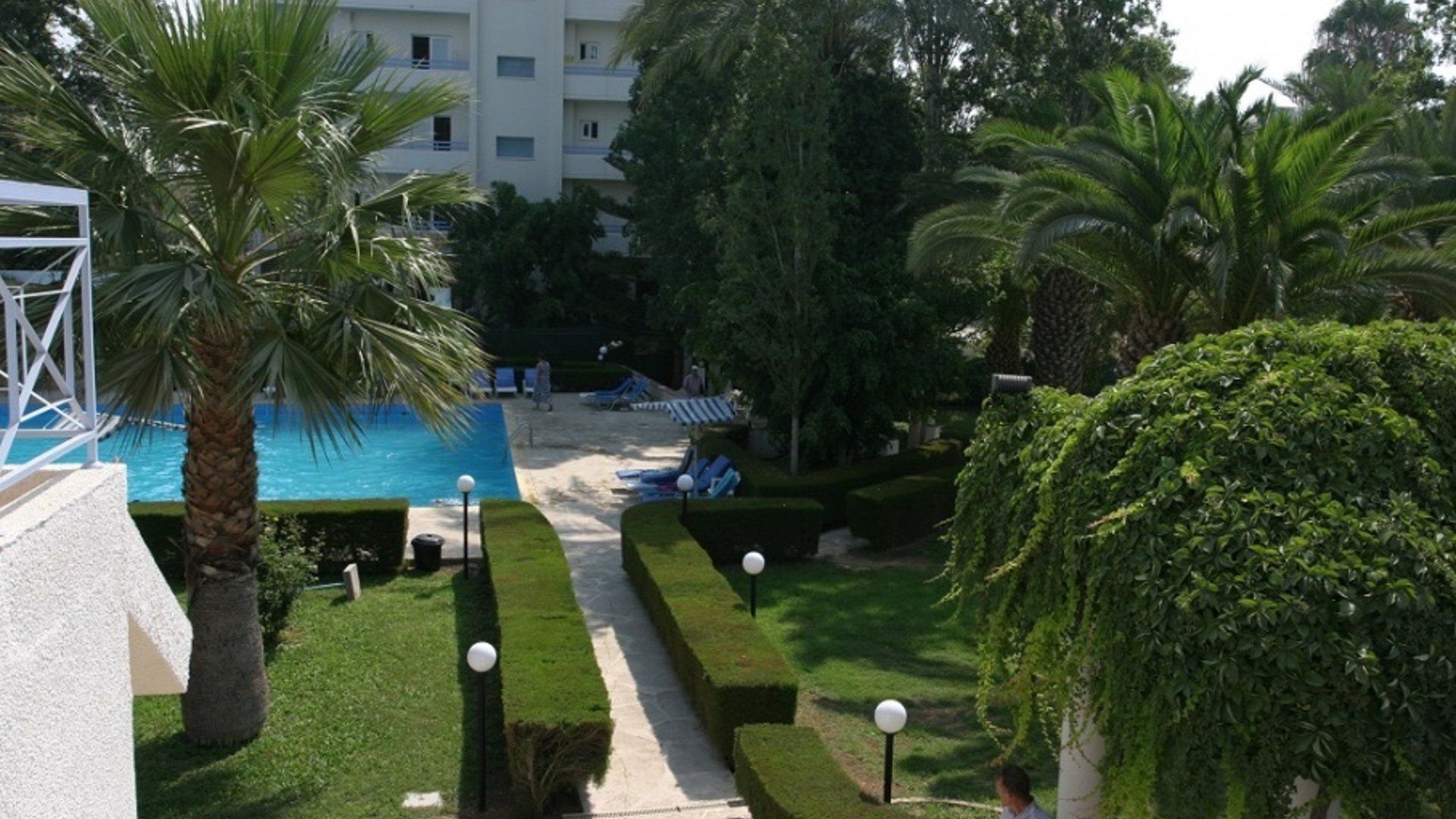 4 bedrooms Apartment in Limassol, Cyprus No. 25668