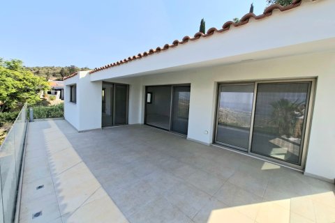 Вилла с 3 спальнями в Тала, Пафос,  № 47746 11