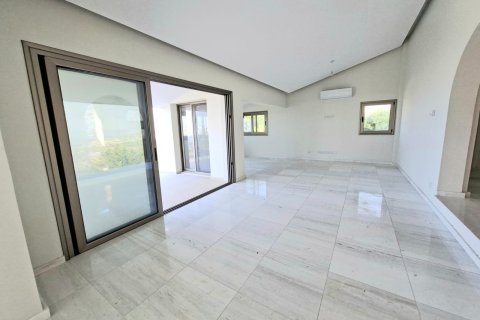 Вилла с 3 спальнями в Тала, Пафос,  № 47746 18