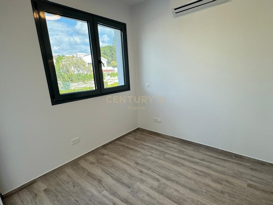 4 chambres Villa à Agios Tychonas, Limassol, Chypre No. 55305