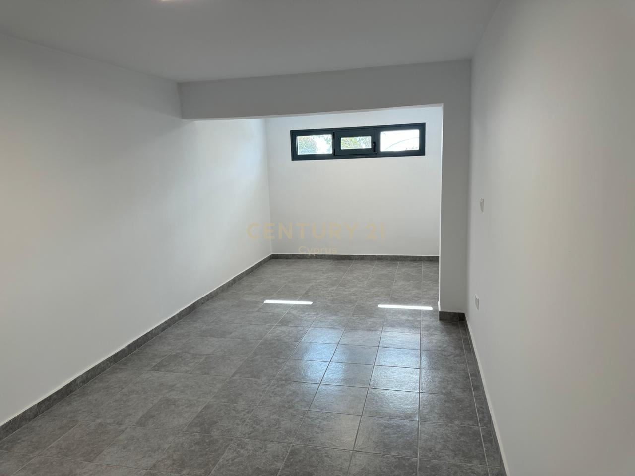 4 chambres Villa à Agios Tychonas, Limassol, Chypre No. 55305