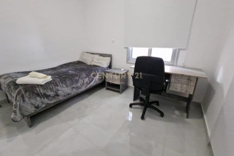 3 dormitorios Apartamento en Limassol,  No. 55304 4