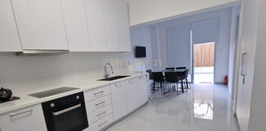 3 dormitorios Apartamento en Limassol,  No. 55304