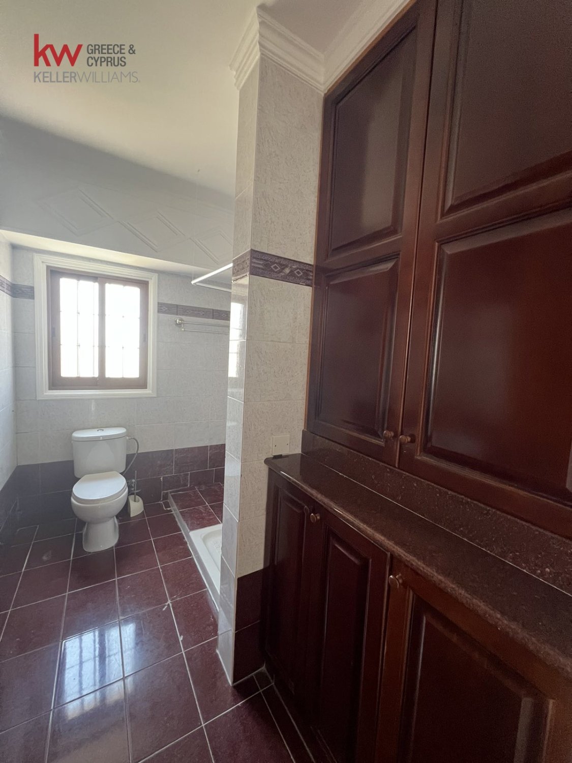 Офис 200м2 в Ларнака, Кипр № 39810