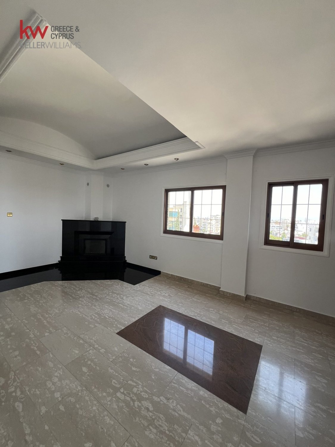Офис 200м2 в Ларнака, Кипр № 39810