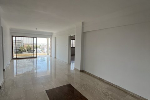 200m2 Office in Larnaca, Larnaka, No. 39810 20