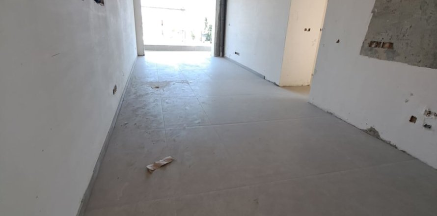 2 bedrooms Apartment in Larnaka,  No. 39900