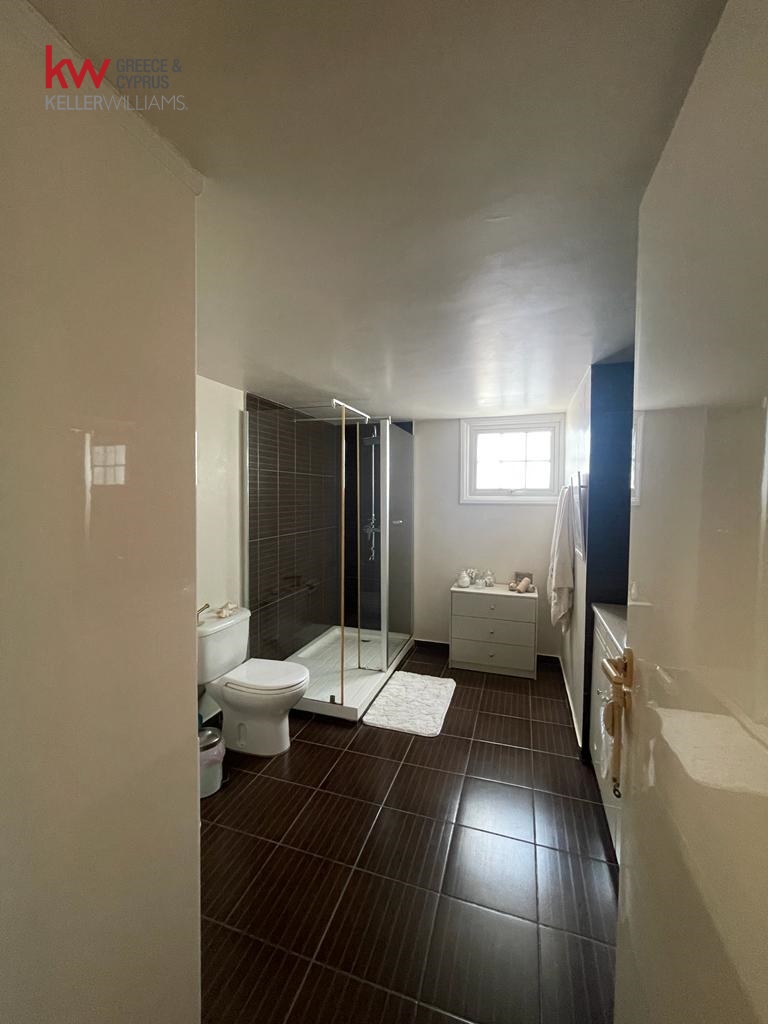 4 chambres Maison de Ville à Larnaca, Larnaka, Chypre No. 39904