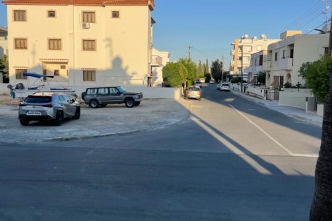 4 bedrooms Townhouse in Larnaca, Larnaka,  No. 39904 3