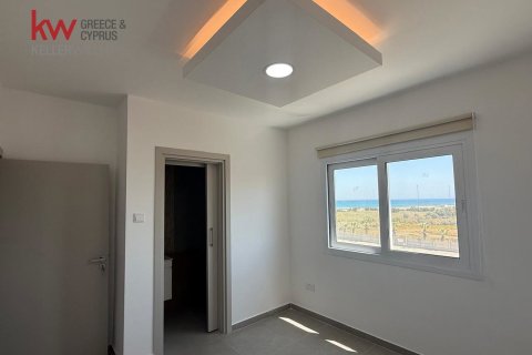 3 bedrooms Apartment in Larnaca, Larnaka,  No. 51457 9