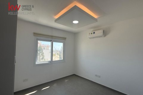 3 bedrooms Apartment in Larnaca, Larnaka,  No. 51457 10