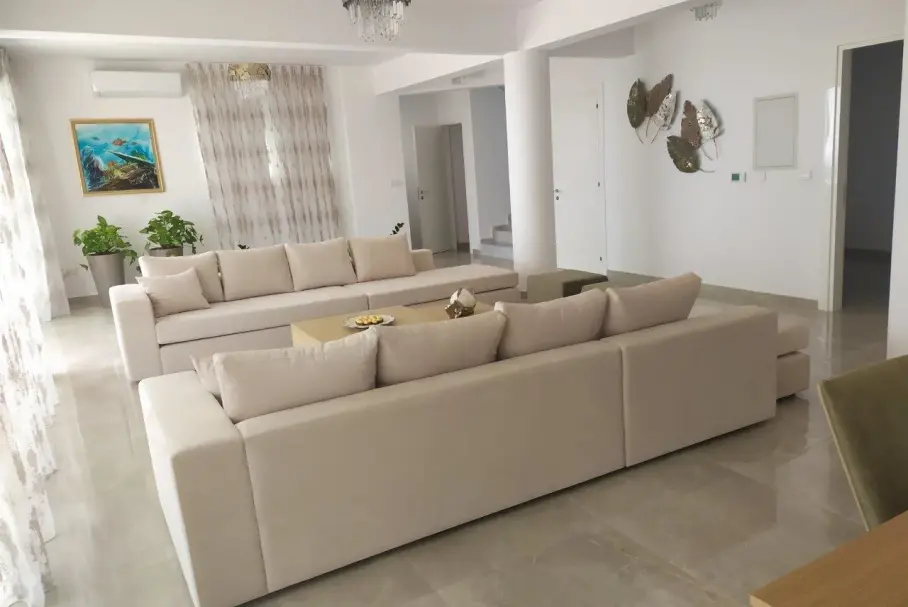 5 bedrooms Villa in Geroskípou, Paphos, Cyprus No. 27597