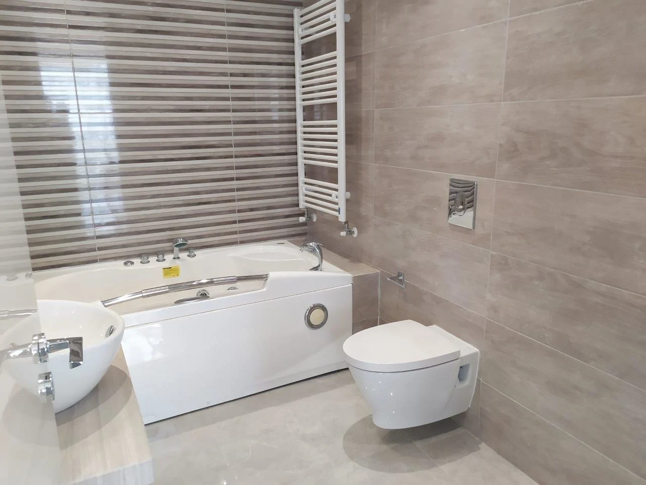5 bedrooms Villa in Geroskípou, Paphos, Cyprus No. 27597