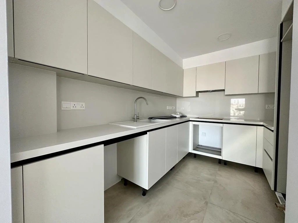 2 chambres Appartement à Agios Athanasios, Limassol, Chypre No. 27594